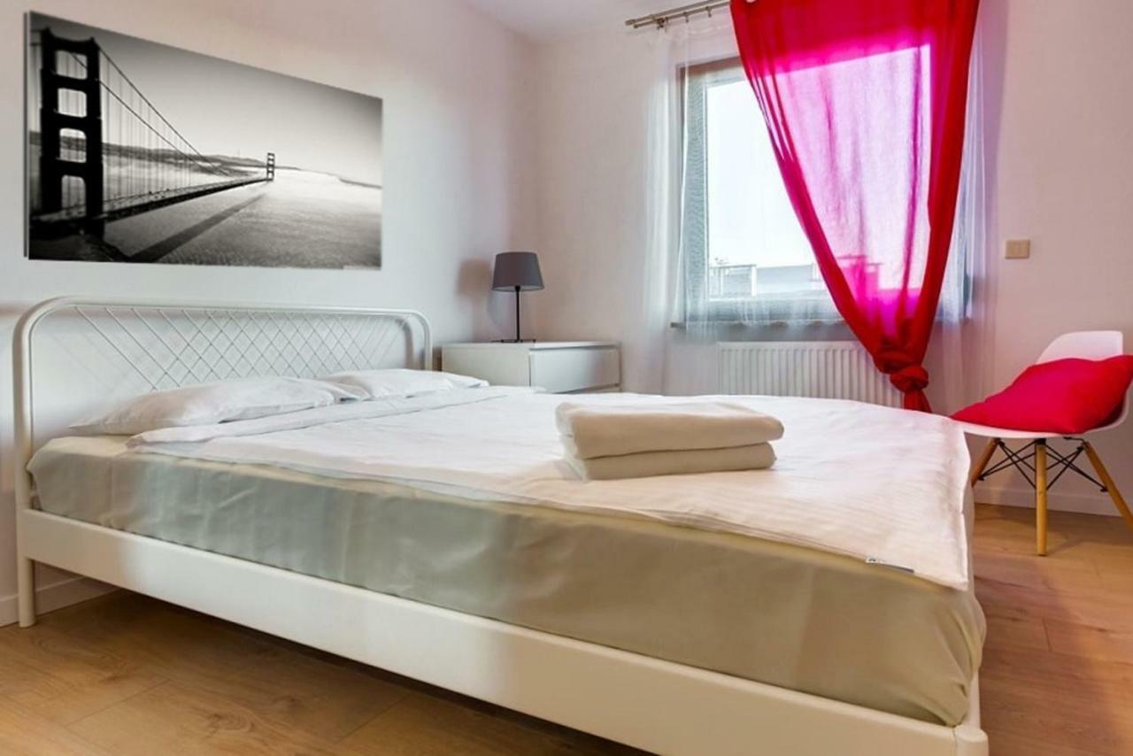 Bluebird City Center Apartamento Wrocław Exterior foto